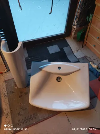 Lavabo de porcelana blanco Con pie