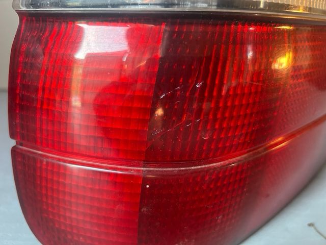 Piloto trasero izquierdo BMW