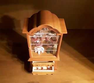 Vitrina Aparador con espejo Reutter casa muñecas