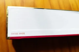 Omega, Estuche, caja