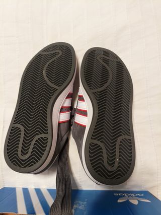 Adidas Campus Gris Talla 39 1/3