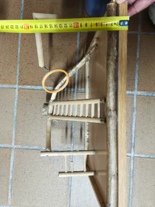 Parque para agapornis de madera