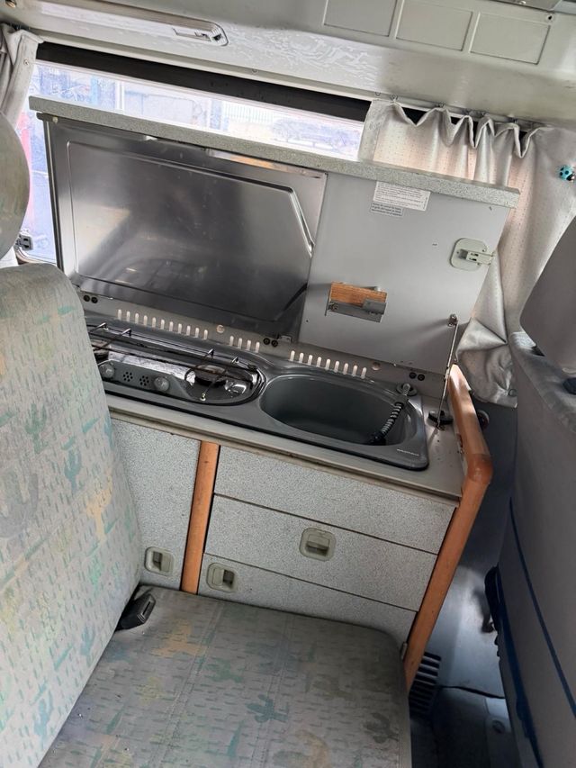 Despiece VW Transporter t4 SIN TECHO, NI INTERIOR