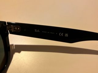 Gafas de sol Ray-Ban Wayfarer Reverse Negras