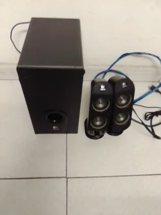 Altavoces Logitech Negro