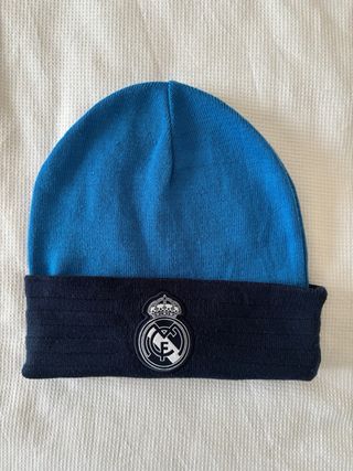 Gorro Adidas Azul y Negro Real Madrid