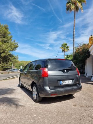 Peugeot 5008 1.6 eHDI 2014