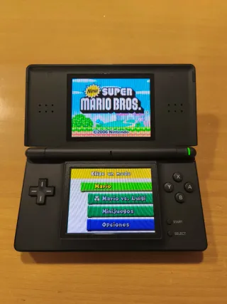 Nintendo DS Lite Negra + 3 juegos