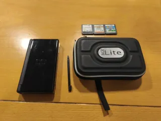Nintendo DS Lite Negra + 3 juegos