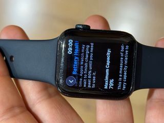 Apple Watch SE 2nd Gen (2022) GPS