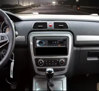 Radio Coche FM/WAV/MP3 Player USB/SD