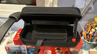 Nintendo Switch Azul/Rojo + Accesorios