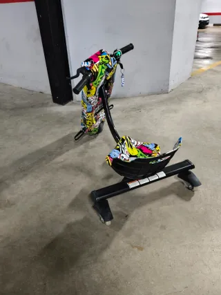 Triciclo Eléctrico Infantil con Diseño Divertido