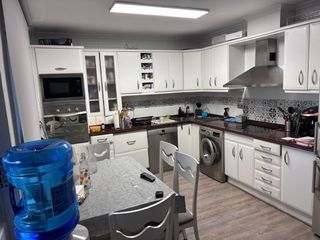 Cocina completa (sin nevera/microondas)