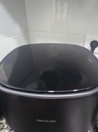 Cecotec Freidora Aire 6.5L + accesorios Impecable