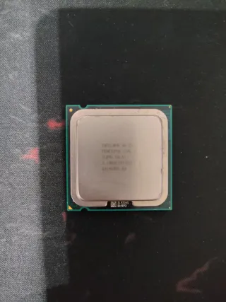 Intel Pentium Dual Core E5300 2.6 GHZ Soket 775