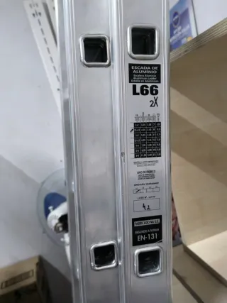 Escalera extensible 2.5m + 2.5m