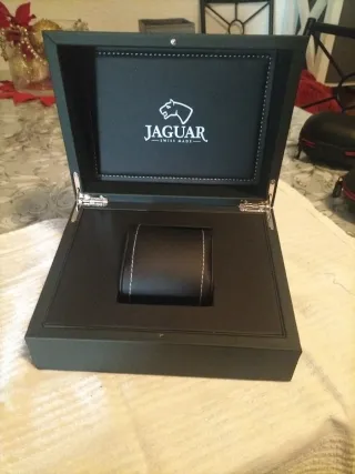 Caja de reloj Jaguar
