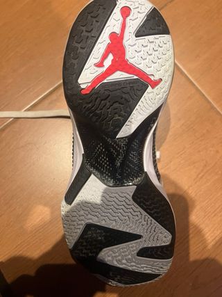 Air Jordan XXXVII Low