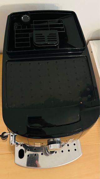 Cafetera Automática DeLonghi Magnifica S