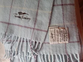 Bufanda Burberry Azul y Morado