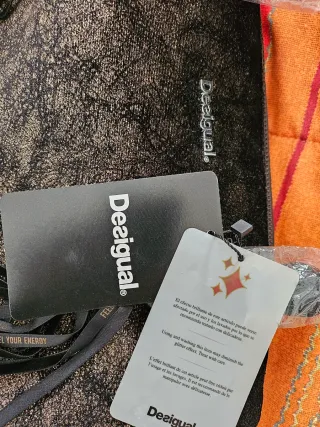 Borsa Desigual nera/oro con frange