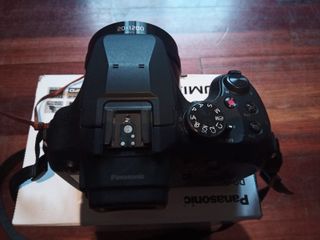 Cámara Panasonic Lumix DC-FZ82D 4K