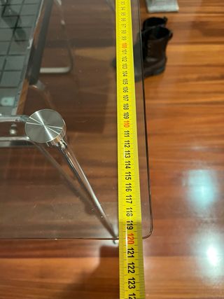 Tavolo in vetro e metallo inox