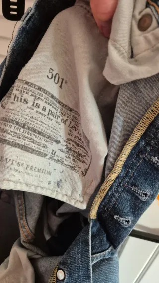 Levi's Jeans Azules Desgastados