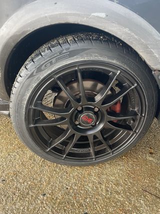 4 Llantas OZ Racing con Neumáticos 17'