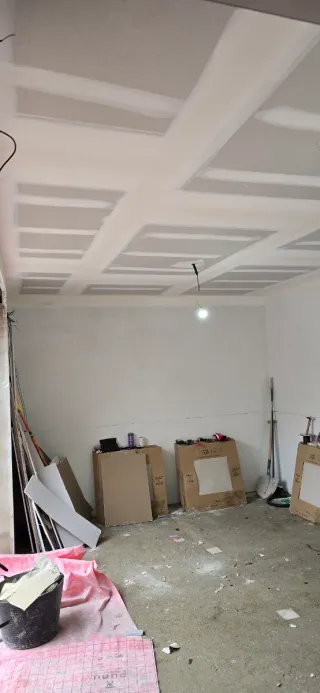 Pladur encintado y pintura