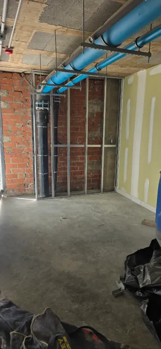 Pladur encintado y pintura