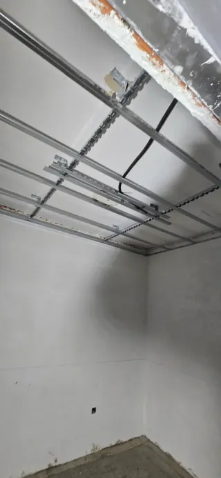 Pladur encintado y pintura