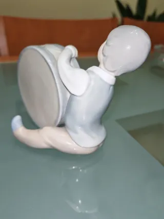 Figura Lladró Niño con Tambor