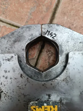 MORDAZA INOXIDABLE REMS M 42