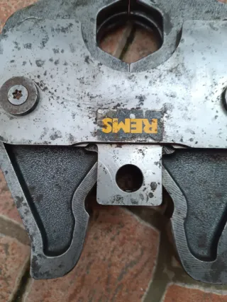 MORDAZA INOXIDABLE REMS M 42