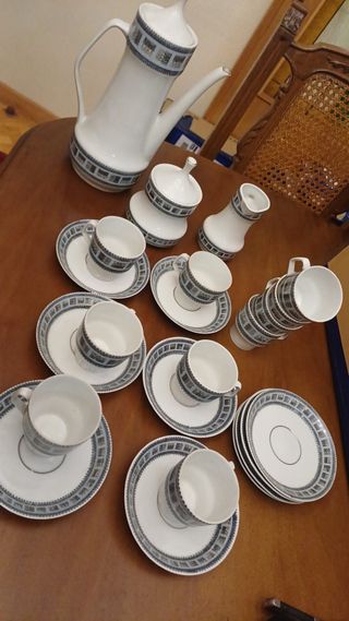 Juego de café porcelana blanco y gris
