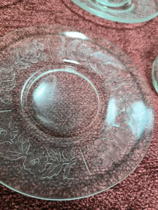 Juego de  6 tazas y platillos de cristal