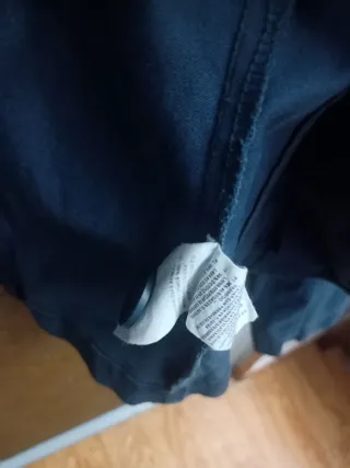 Chaqueta vaquera azul talla 34,  96% de algodón