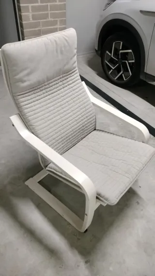 Sillón Poäng Ikea Beige y Blanco