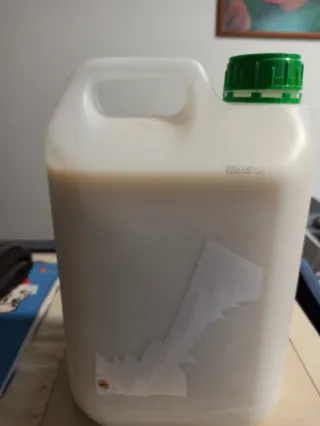 Limpia cristales y limpia mármol iodegradable