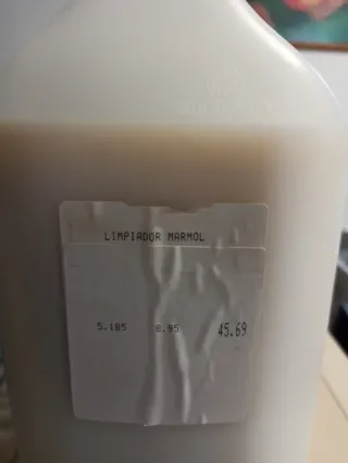 Limpia cristales y limpia mármol iodegradable