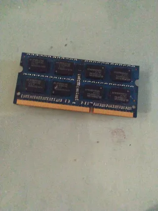 4x Memoria RAM Elpida DDR3 2GB PC3-10600S