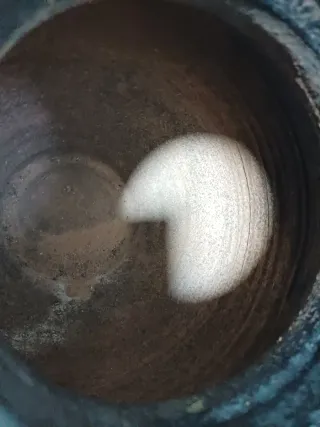 Bonita vasija antigua de barro