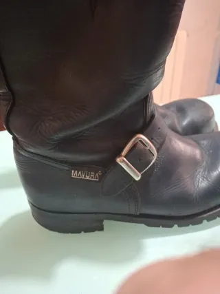 Botas moteras hombre negras