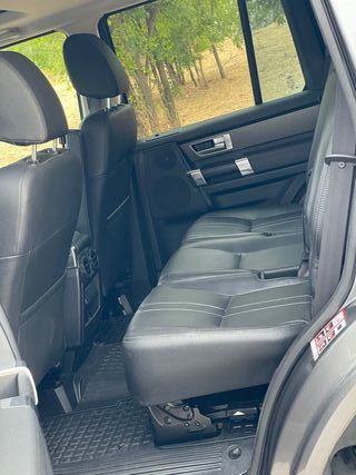 Land Rover Discovery 2014