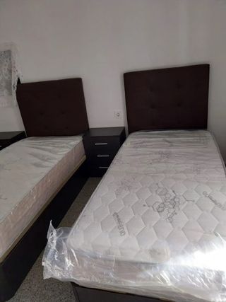 CANAPES/CAMAS/SOMIERS Y MÁS