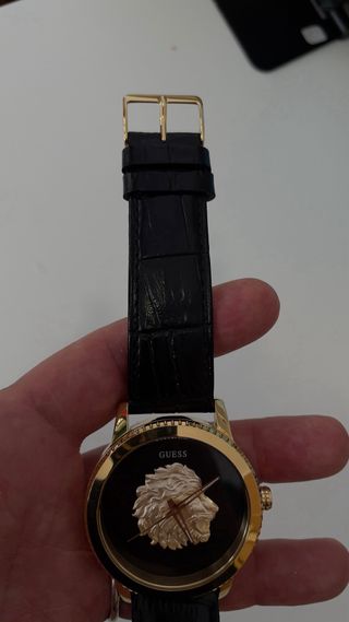 Reloj Guess Hombre/León/Dorado Correa Piel Negra44