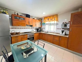 Chalet en venta en Ubrique