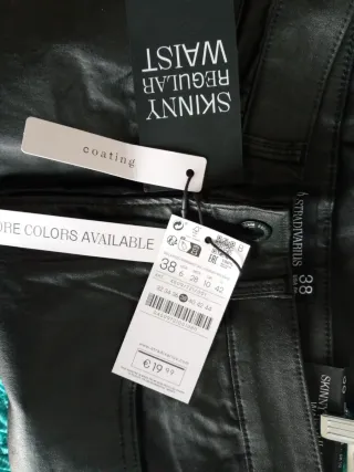 Pantalón Skinny efecto piel Talla M/38 Nuevo